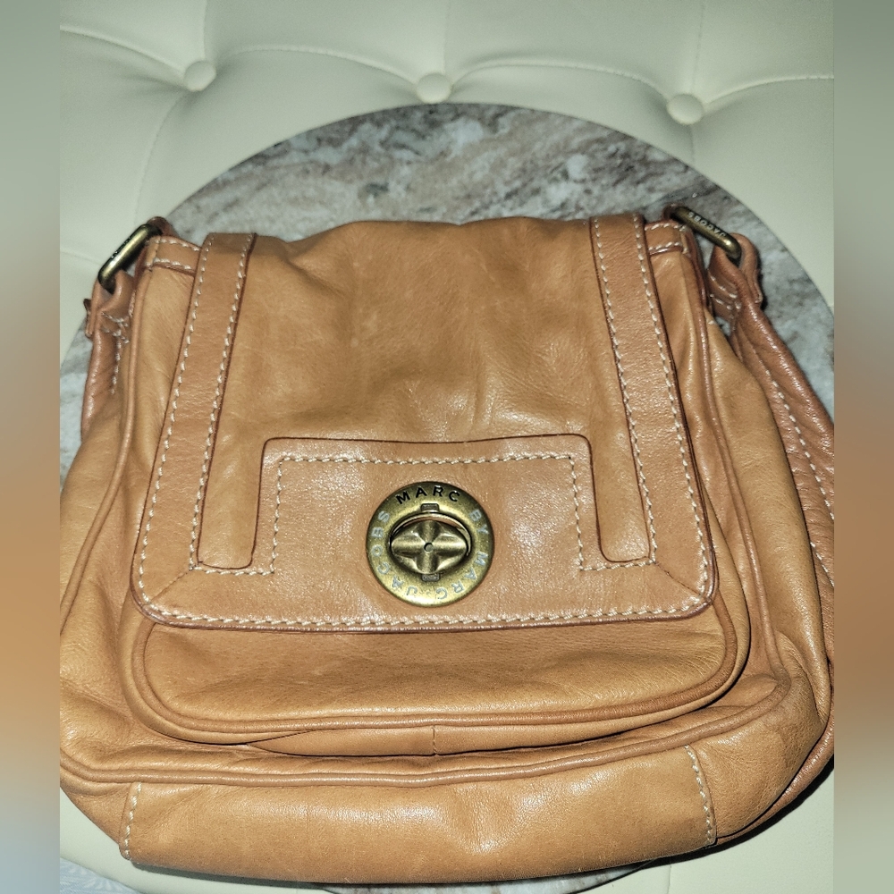 Marc Jacobs Tan Leather Bag - Picture 3 of 13